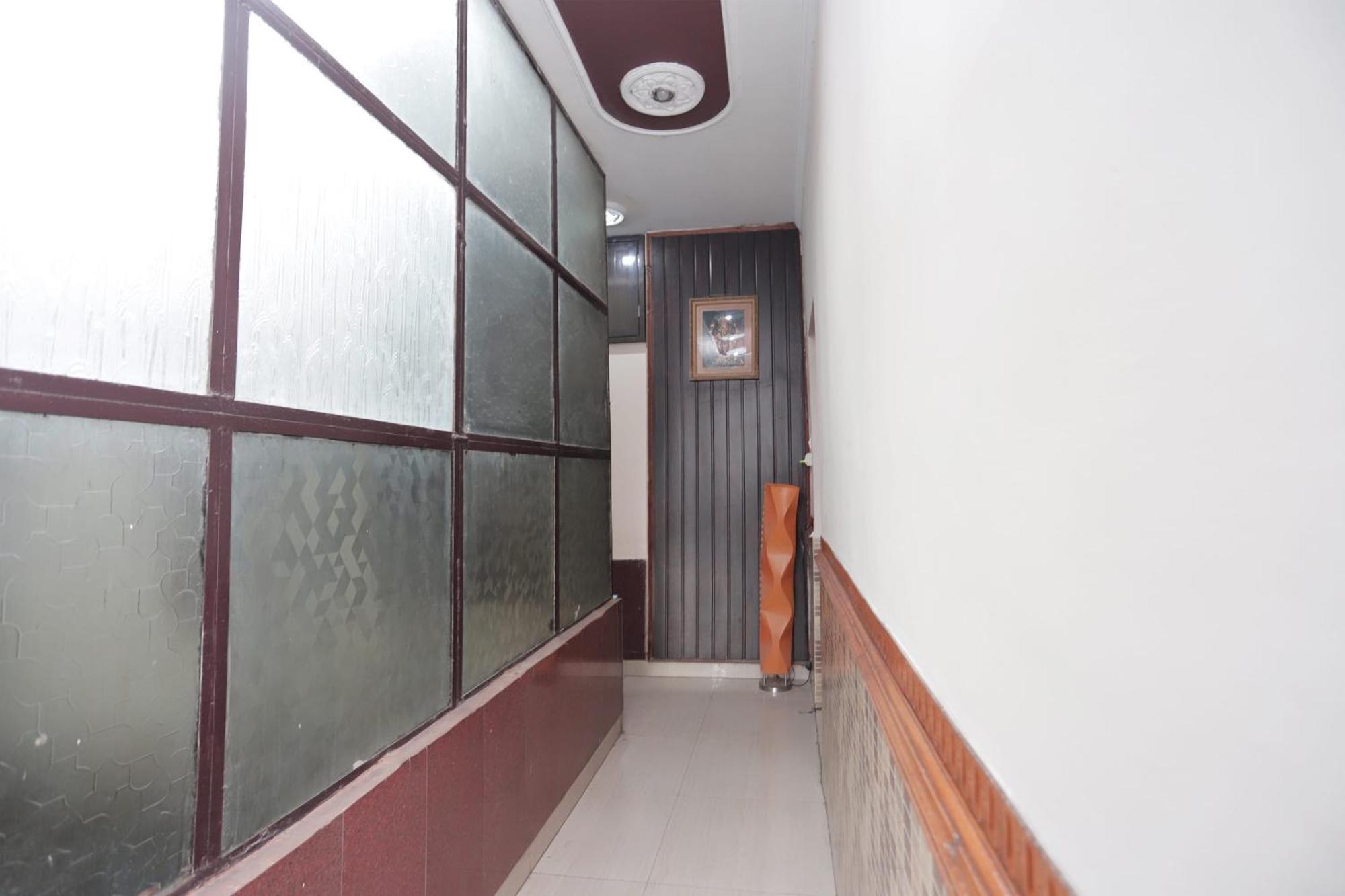 Narayani Guest House By Grb Kankhal Exterior photo
